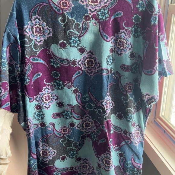 Butter-Soft Scrub Tops - Picture 5 of 15